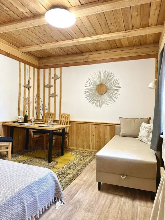 Уютный частный домик у берега