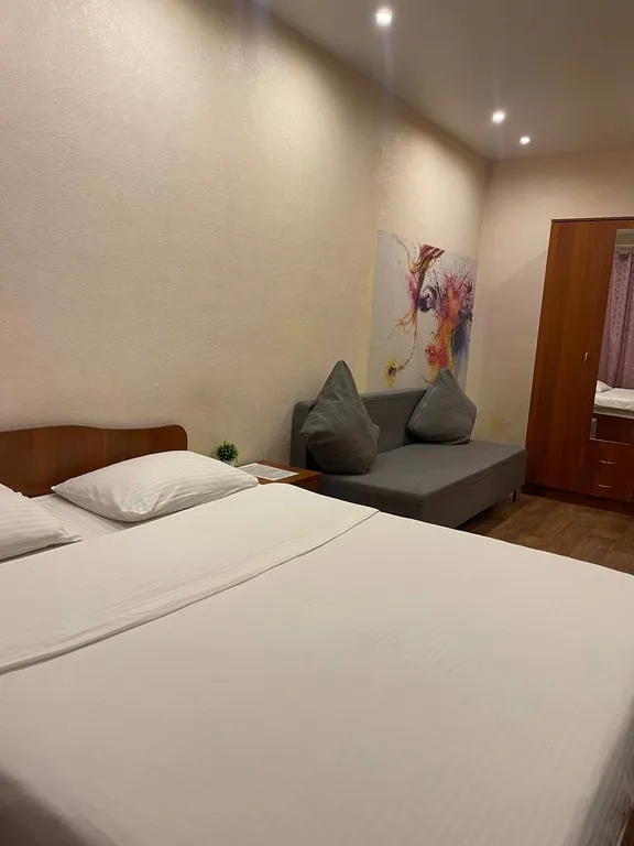 Квартира Полноценная однокомнатная квартира с балконом — Свердловский