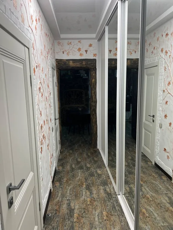 Гостевой дом с дизайнерским ремонтом с видом на горы