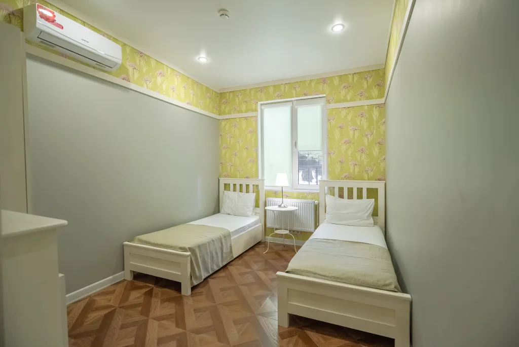 4-комнатная Квартира