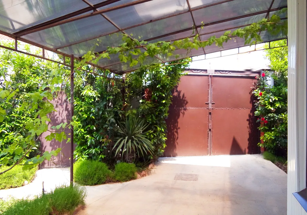 Коттедж Первый этаж дома у моря — Севастополь