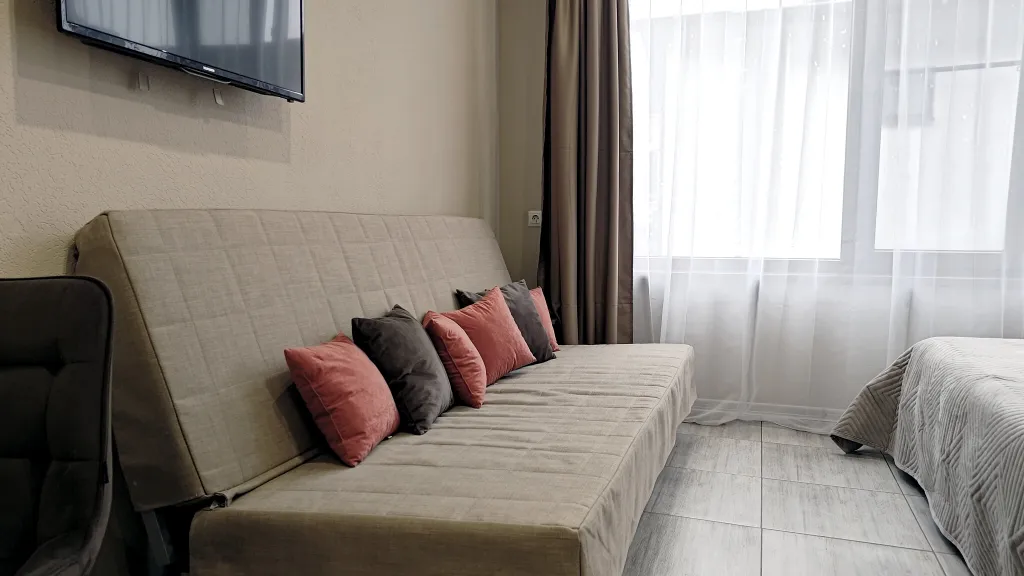 Идеальная и комфортная студия в центре красной поляны. Большое окно