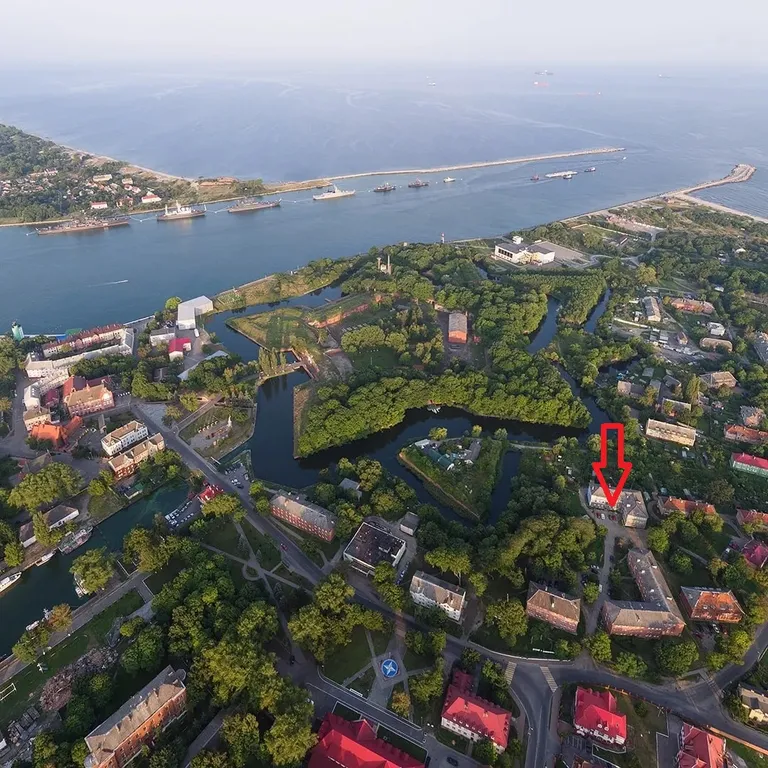 Квартира на берегу крепостного канала — аренда посуточно в Балтийск