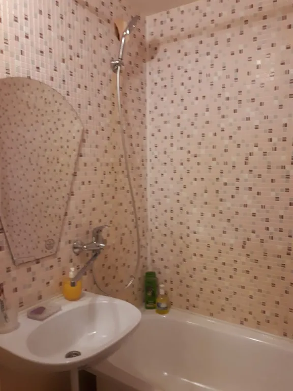 Комфортная однокомнатнатная в центре с потрясающим видом на Каму