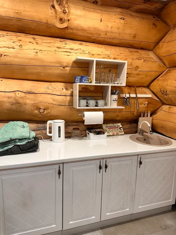 Гостевой дом и кедровая баня на Алтайской