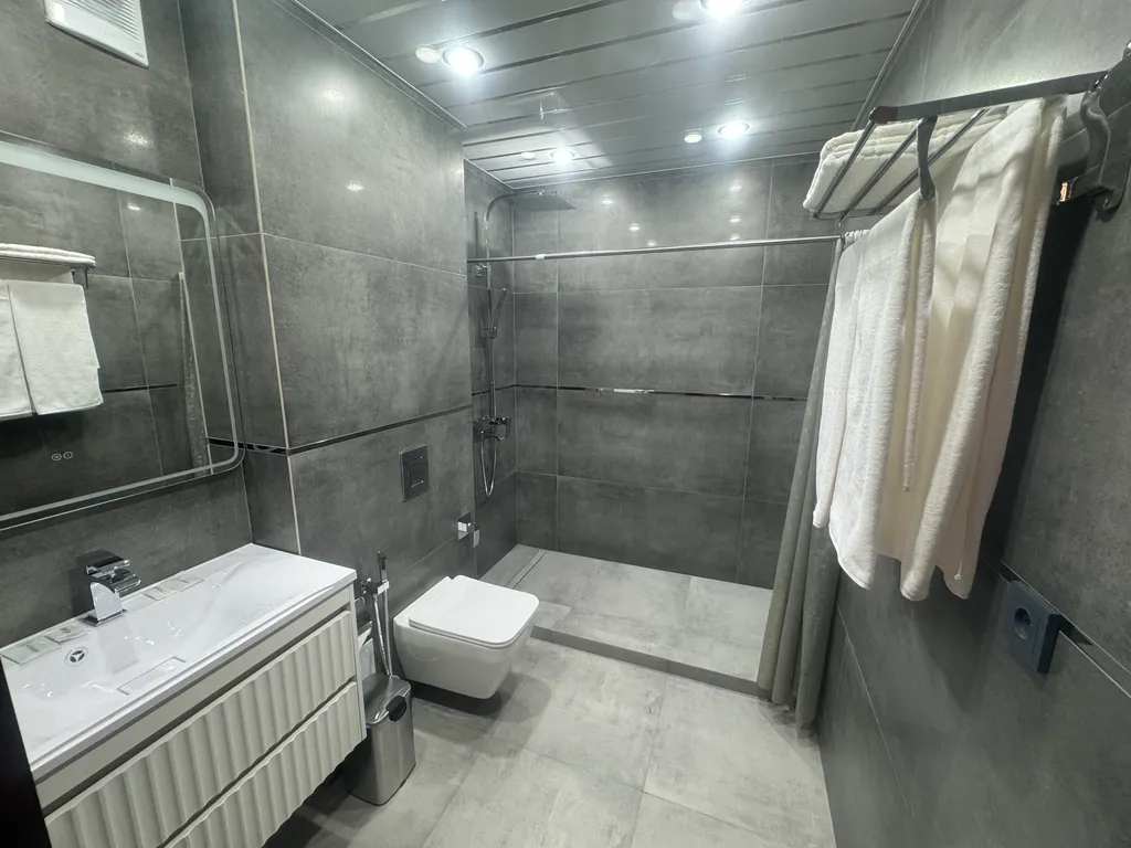 Улучшенный с двуспальной или 2 раздельными кроватями