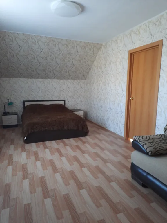 Уютный новый коттедж недалеко от центра города