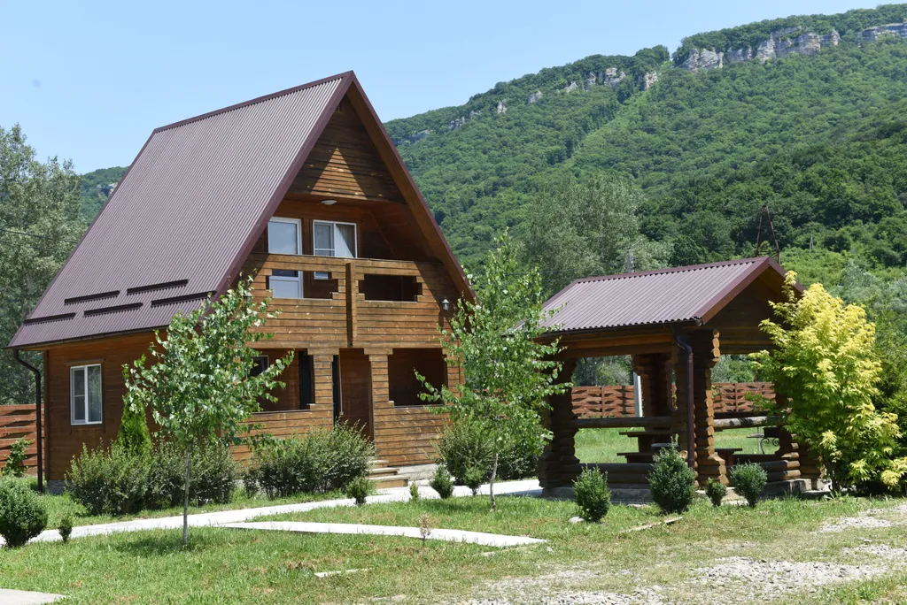 Коттедж 2-комнатный Дом — аренда посуточно в Даховская