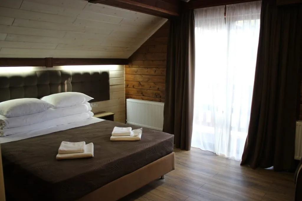 7-комнатный Дом