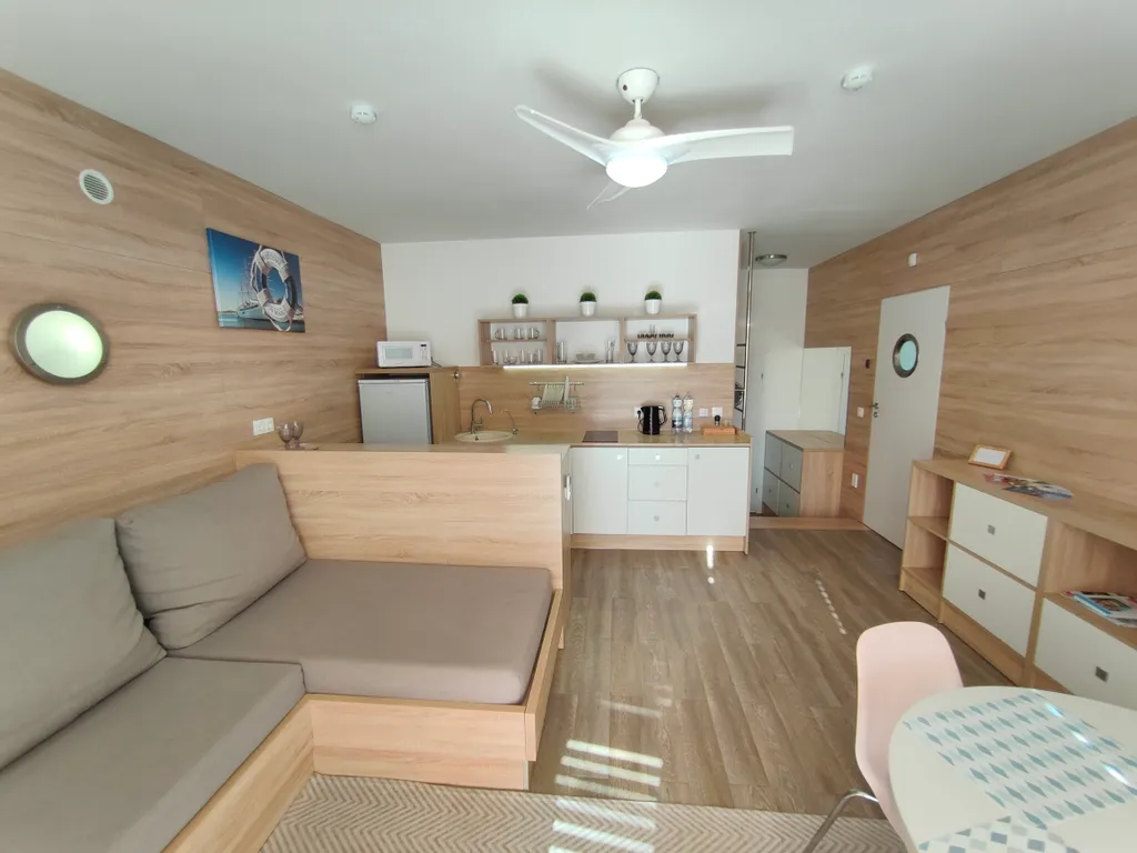 Апартаменты Welcome on Board 1