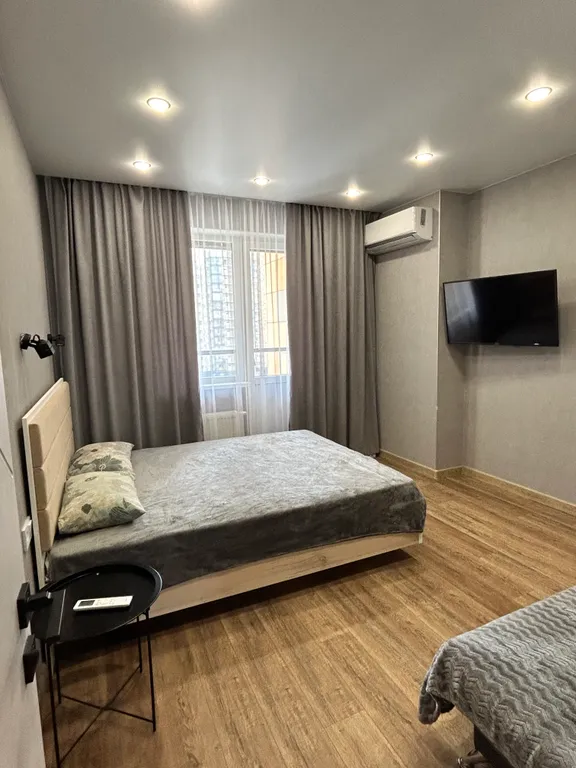 Евро двухкомнатная квартира около Меги