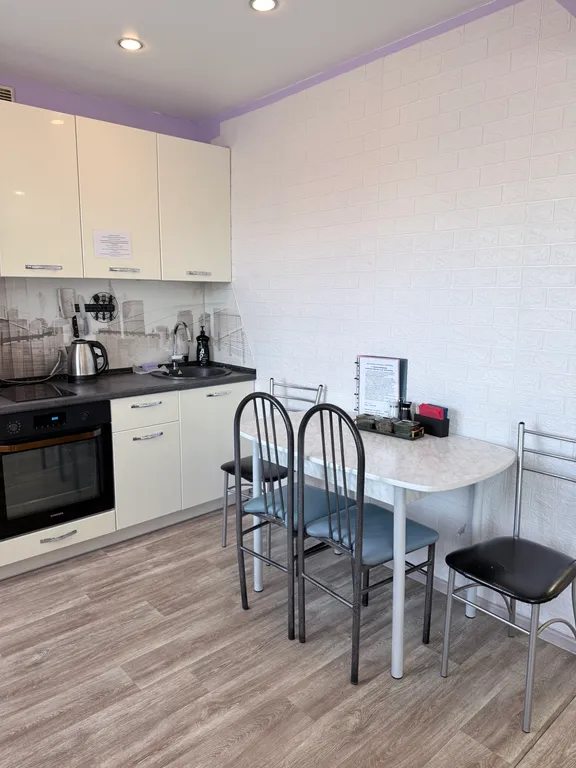 Трёхкомнатная квартира недалеко от вокзала