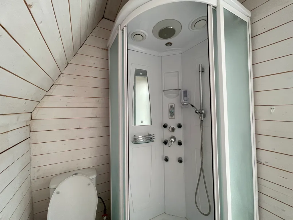 Уютный A-frame дом в лесу, баня, мангал