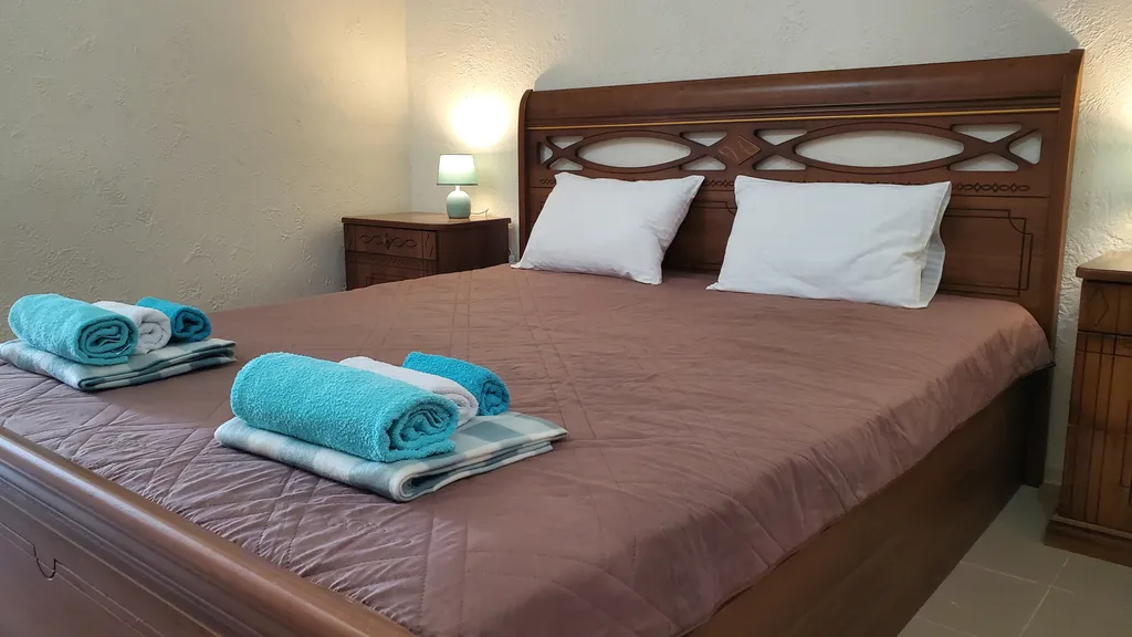 Квартира Двухкомнатные апартаменты с выходом к морю — аренда посуточно в Лоо