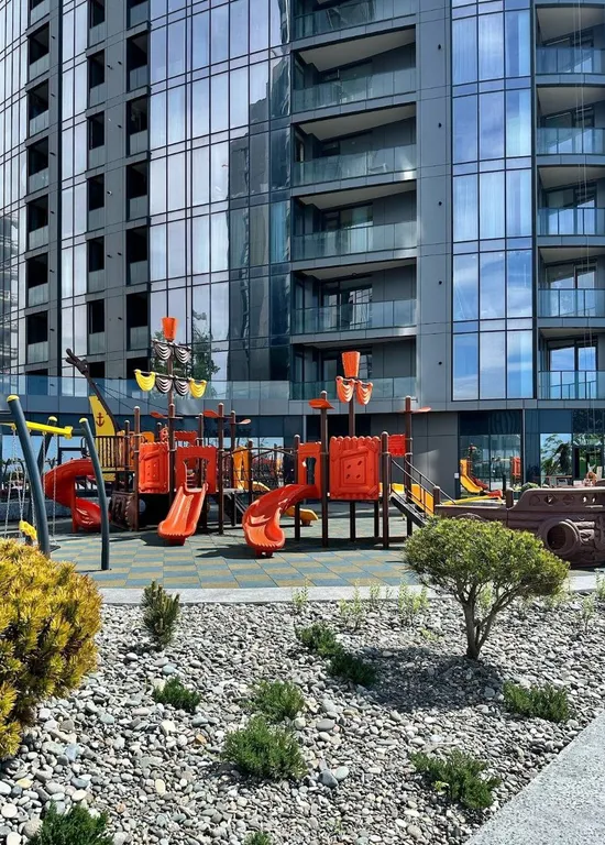 Boho apartment Tropical garden