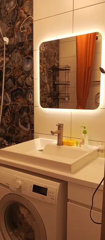 Евро трёхкомнатная и Лесопарк грибы белки и кукушки в Черте Города