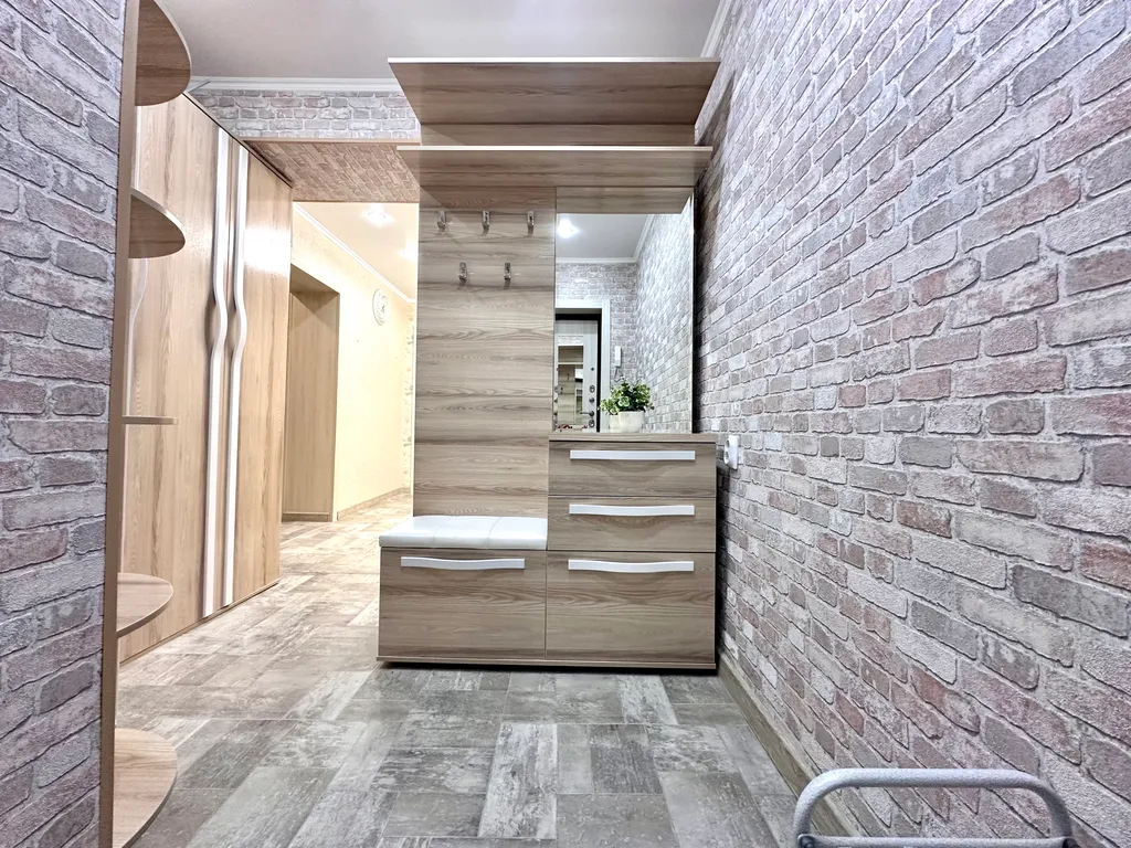 Просторная уютная трёхкомнатная квартира