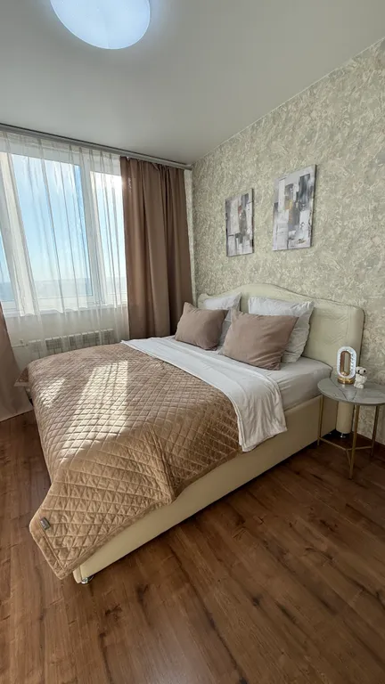 Уютная двухкомнатная квартира с шикарным видом с 24 этажа