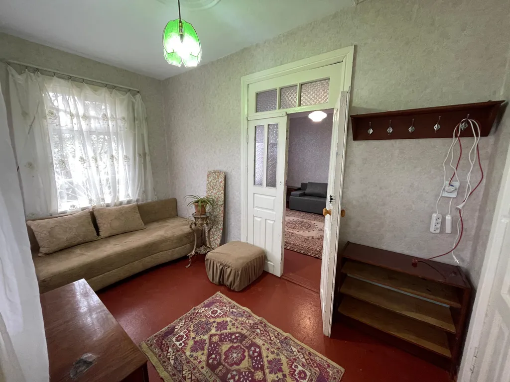 Коттедж 2-комнатный уютный дом с большим зеленым двором — Сухум