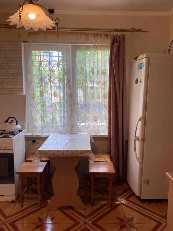 Квартира 2 комнатная квартира с двориком на Пушкина — Евпатория