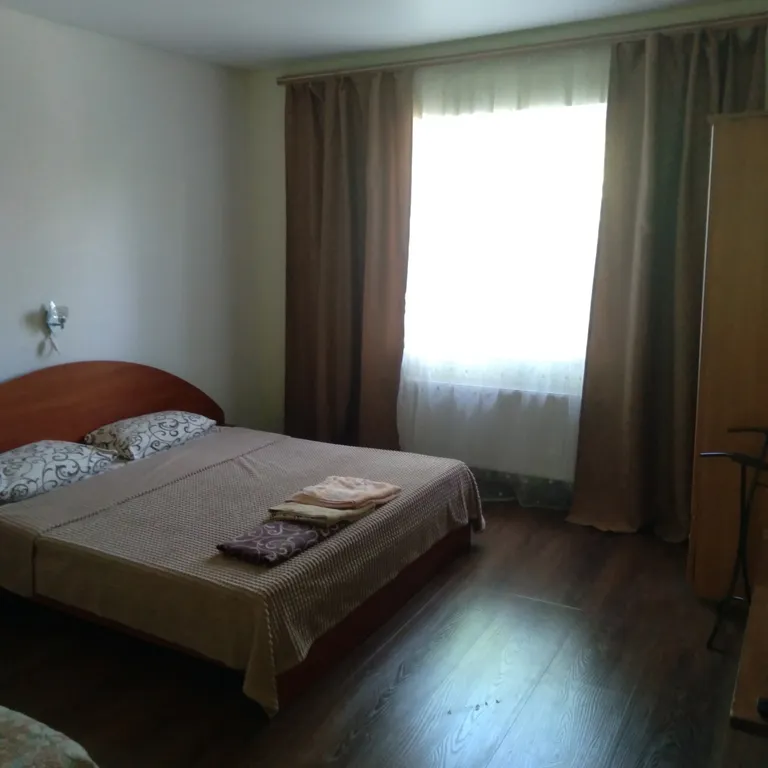 Дом трехкомнатный с кухней