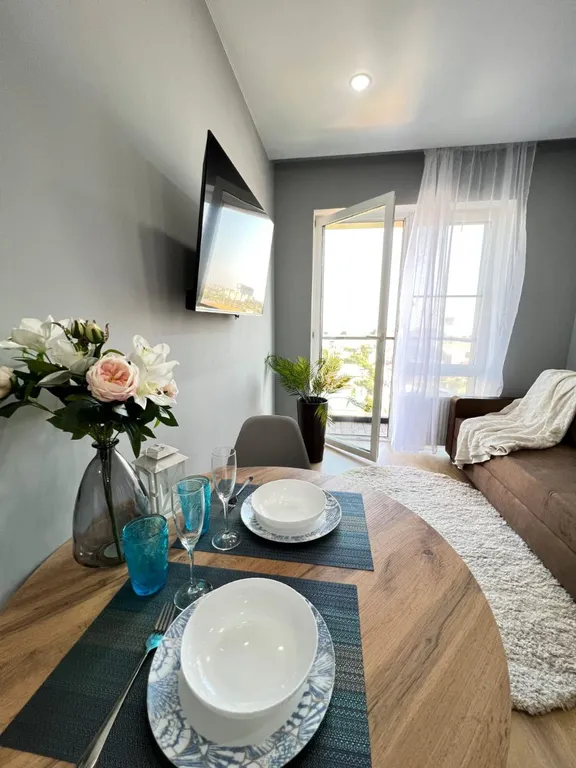 Элегантная евро-двушка на берегу реки Волги