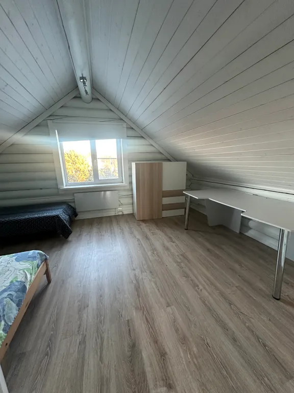 Коттедж у озера