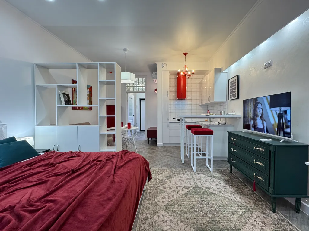 Дизайнерские апартаменты с видом на набережную