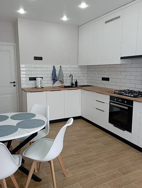 Большая 2-х комнатная квартира