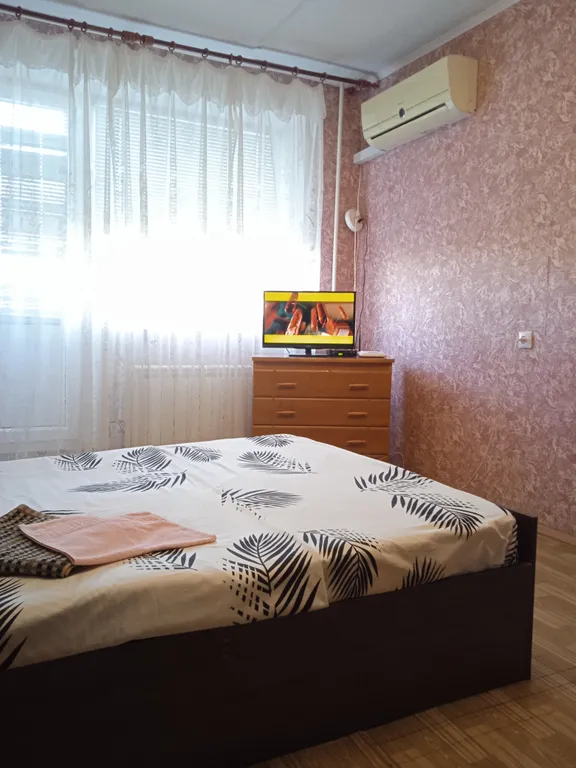 Рядом все заводы, бюджетный вариант.