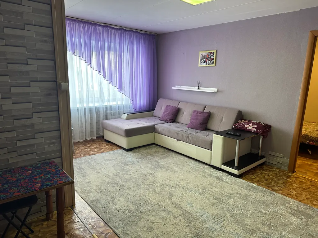 Квартира 3-комнатная Квартира — Кировск