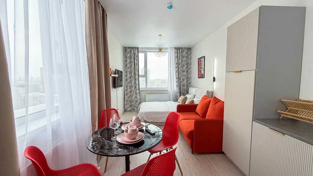 Студия на высоком этаже