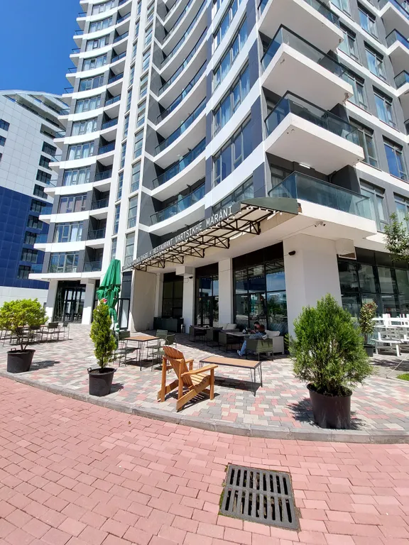 Уютная квартира с бассейном и панорамным видом на море горы и парк