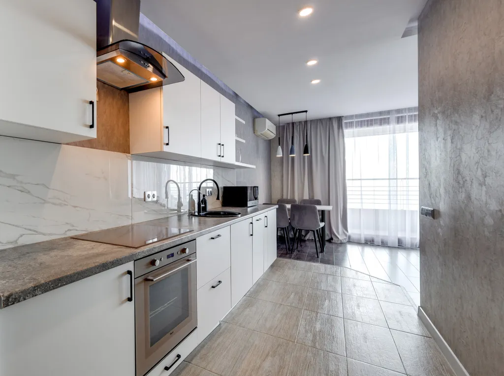 Трехкомнатная квартира с видом на море