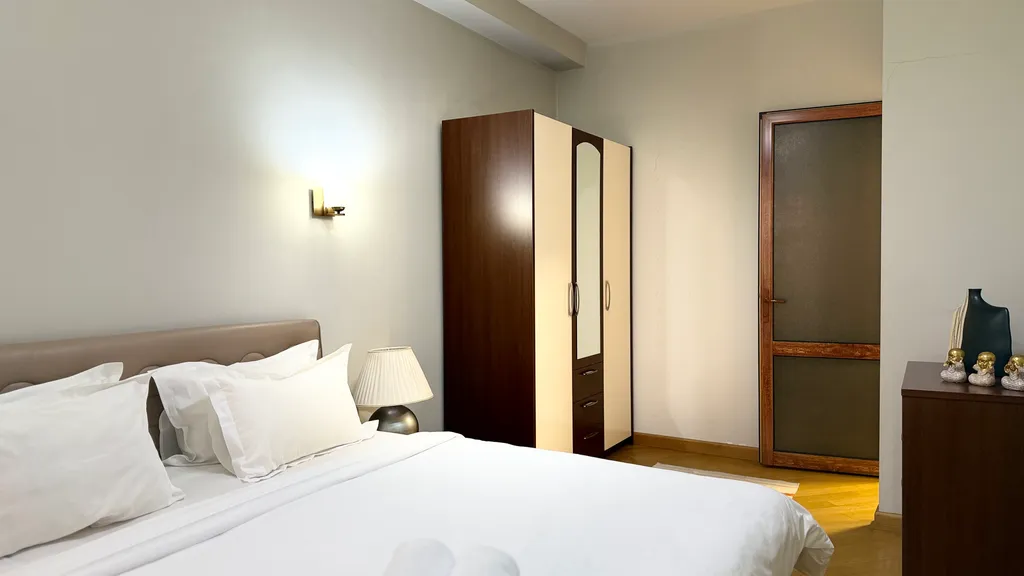 Улучшенные апартаменты с 1 спальней и  балконом в центре города