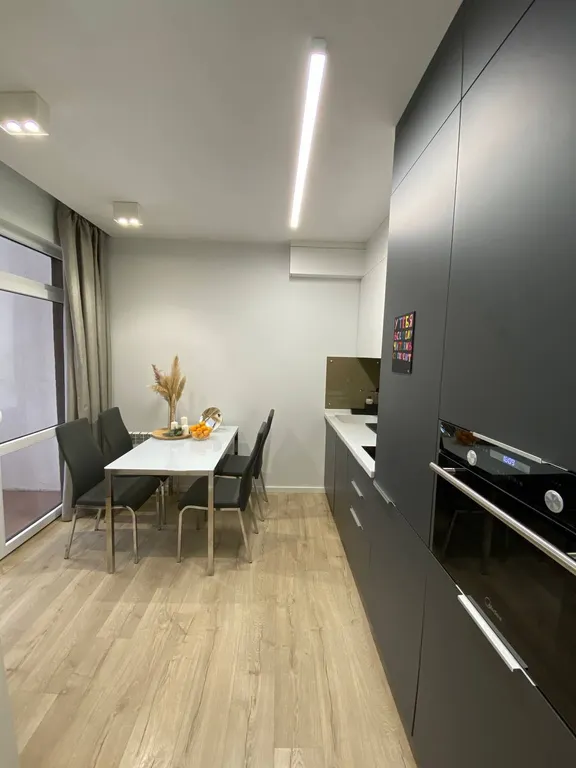 Уютная квартира с видом на горы и озеро