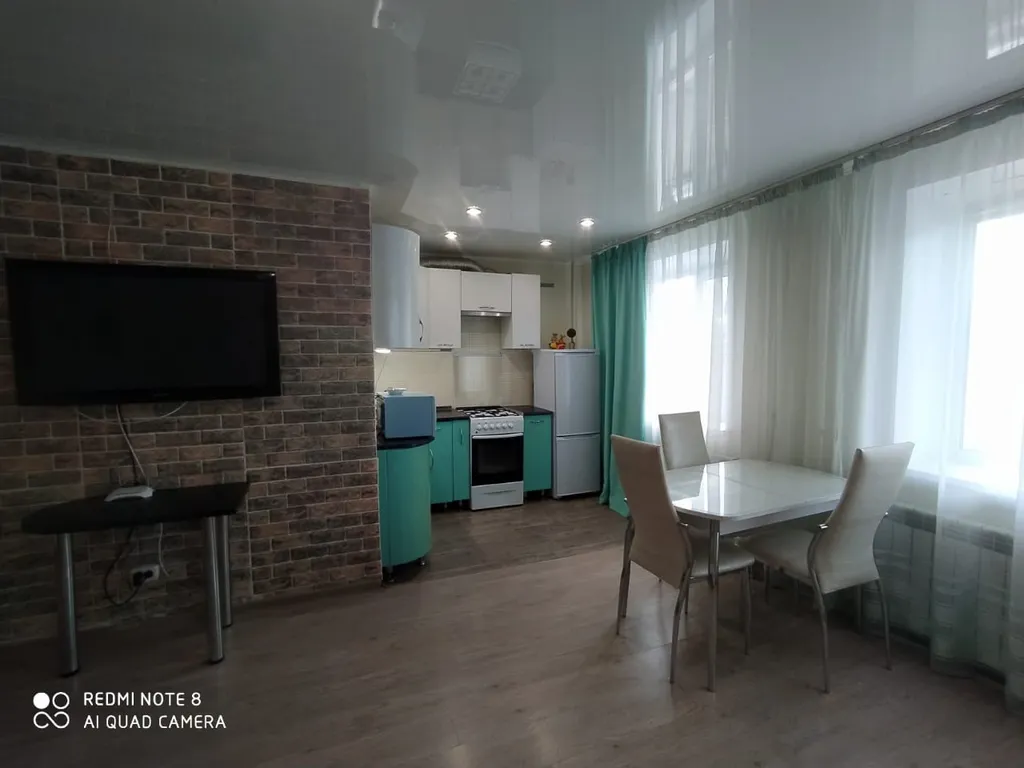 Центр города, большая гостинная