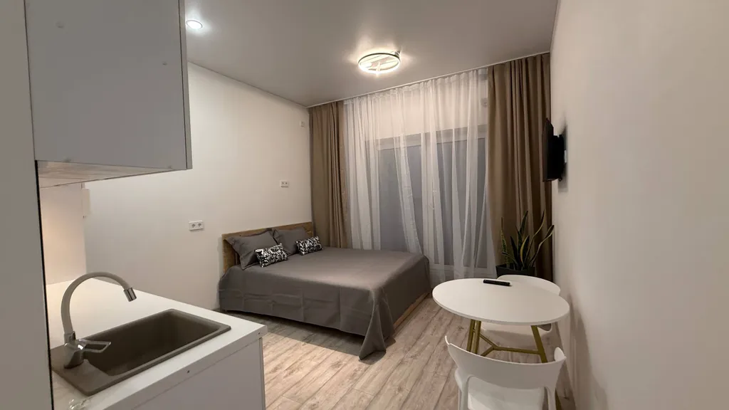 Квартира Новая современная студия — аренда посуточно в Западный