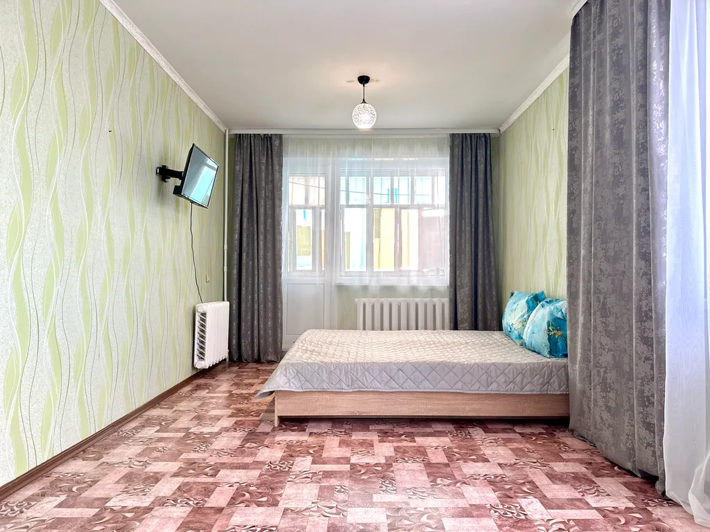 Квартира Просторные апартаменты напротив ТЦ Жемчужина Сибири — аренда посуточно в Тобольск