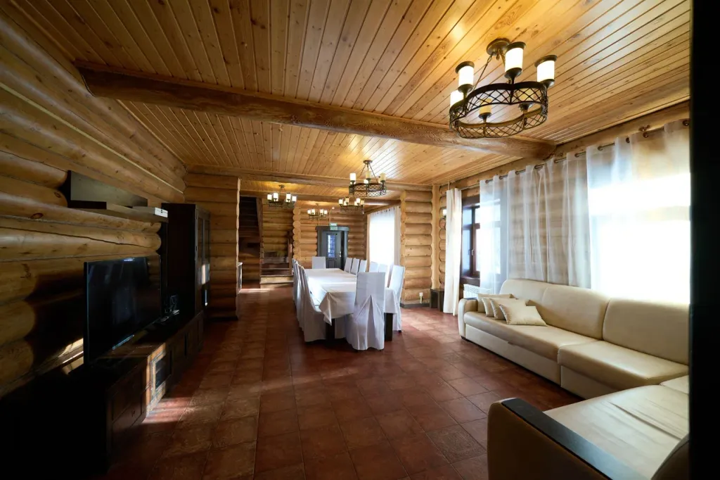 Коттедж №1 на берегу озера — аренда посуточно в Москва