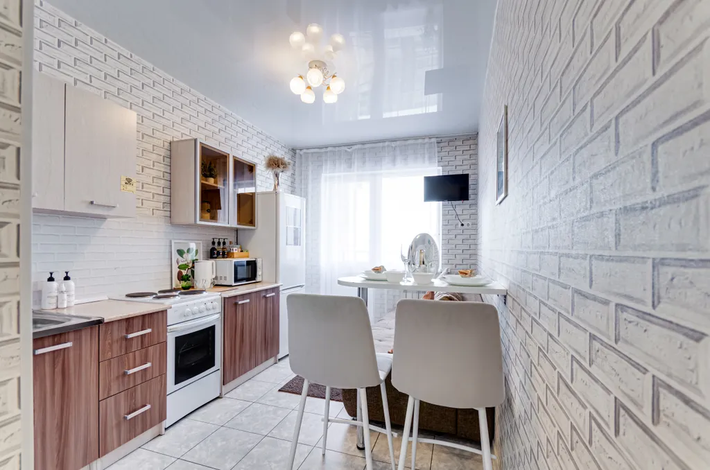 Зеркальный перламутр | Mother of pearl mirror | однокомнатная | 4 гостя