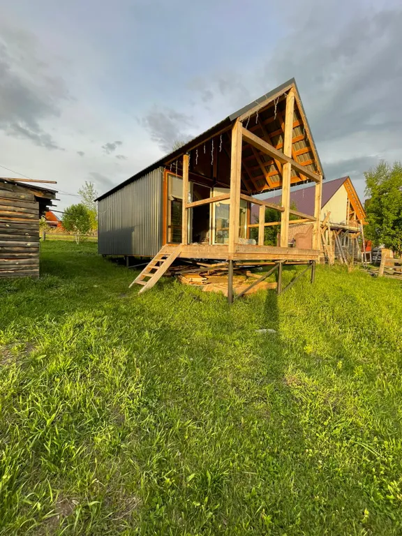 Дом на берегу Катуни