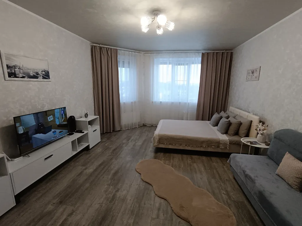 Просторная уютная квартира, бесконтактное заселение — аренда посуточно в Тула