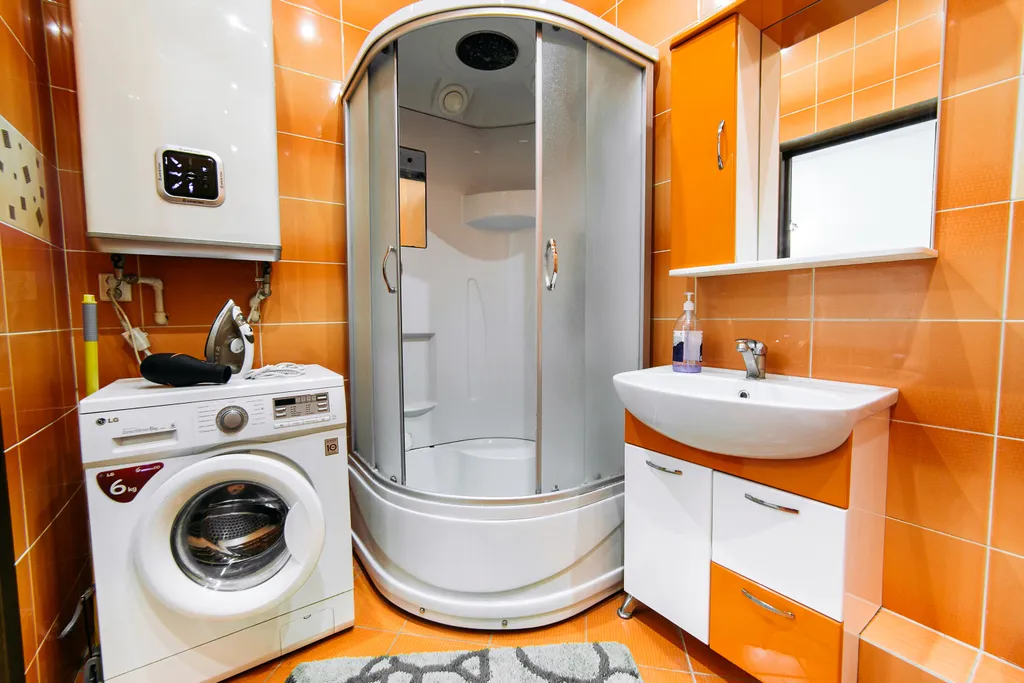 Студия возле кинотеатра Современник