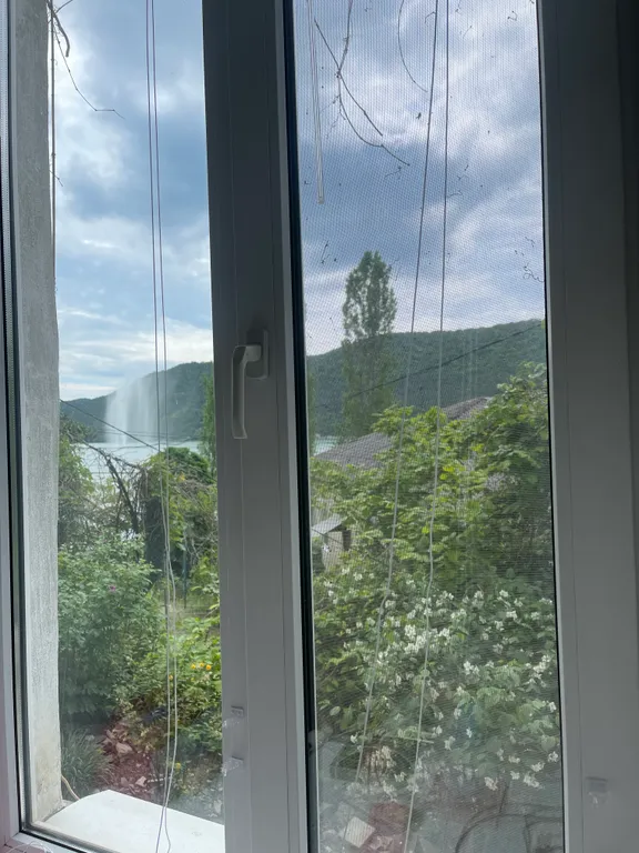 Уникальная квартира с видом на озеро Абрау