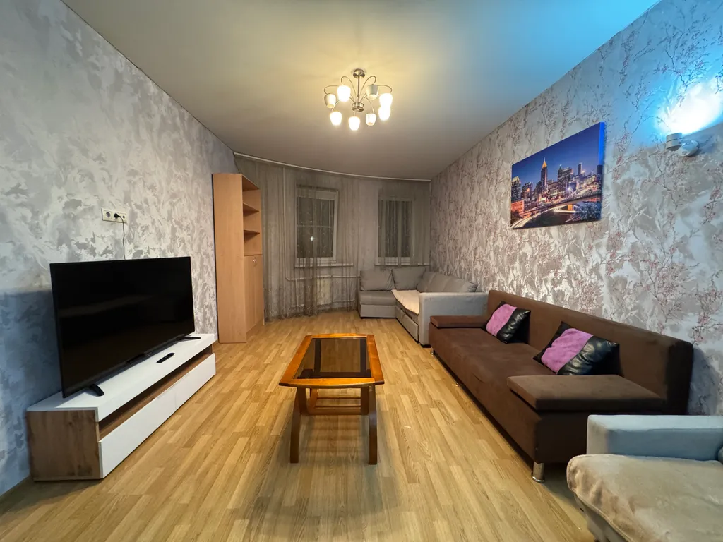 Просторная двушка в центре города