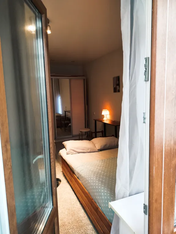 Квартира Просторная студия в живописном районе — аренда посуточно в Сабурово