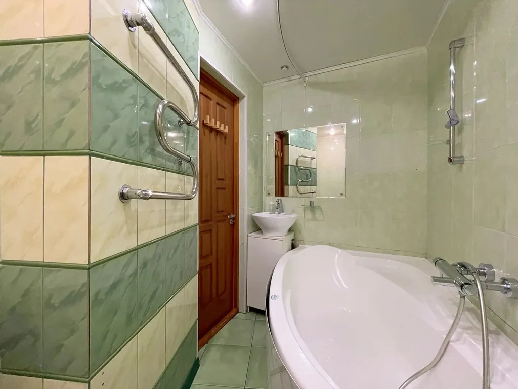 Квартира Просторные апартаменты с двумя спальнями и панорамным видом на город — Екатеринбург