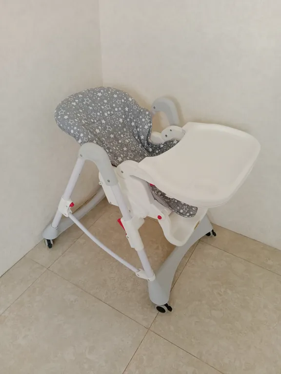 Часть дома,индивидуальное отопление, новый ремонт (дет.принадлежности)