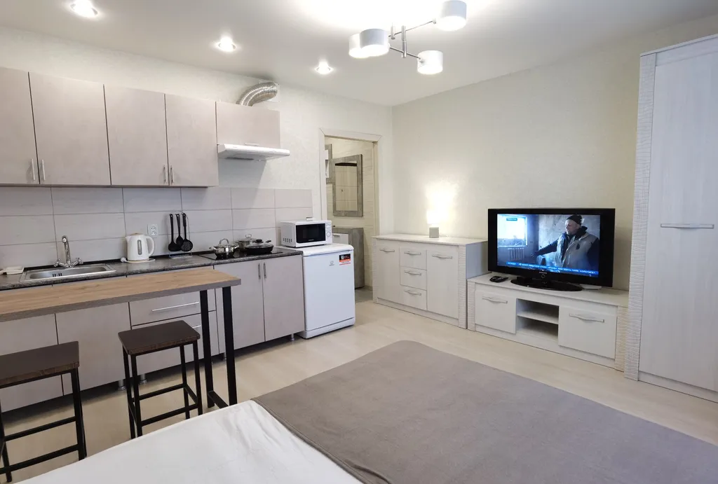 Уютная и новая квартира-студия в 3 минутах от центра города